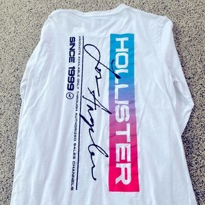 Mens Hollister long sleeve t-shirt.  Size XS.